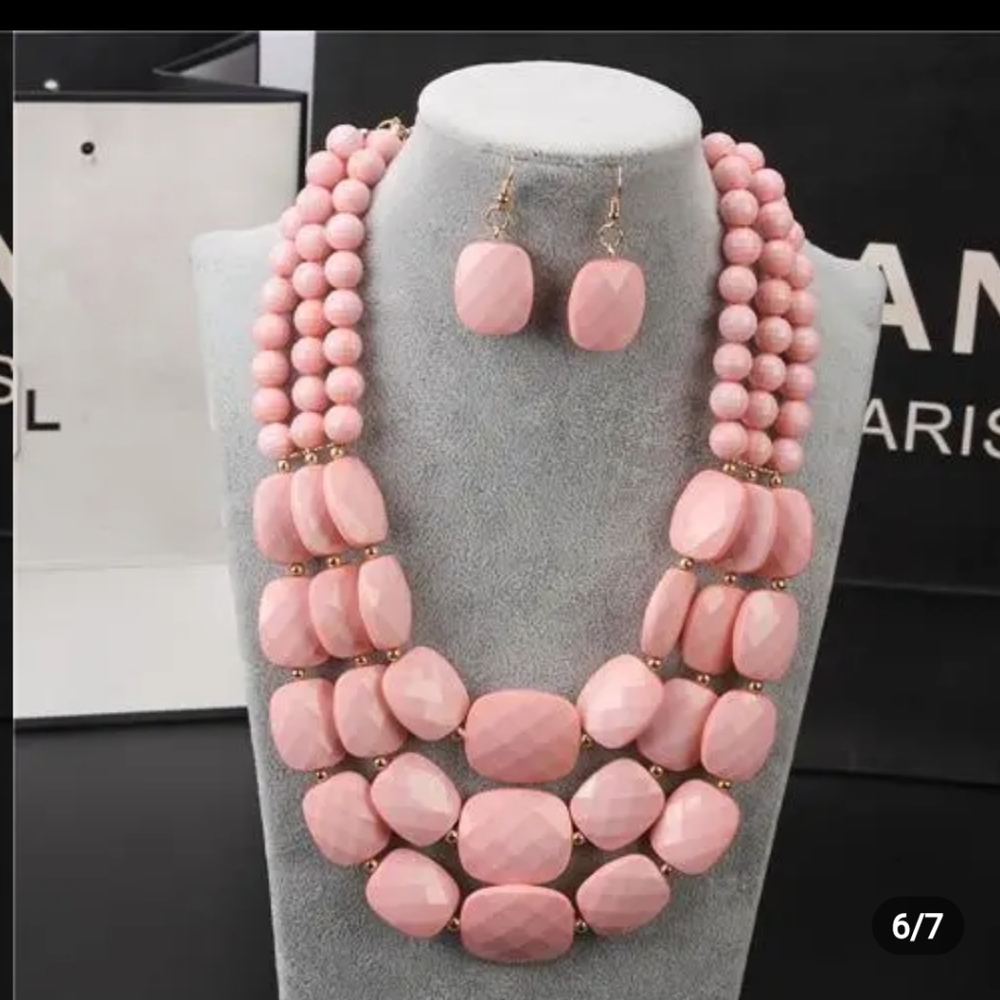 Nigerian acrylic beaded necklace set